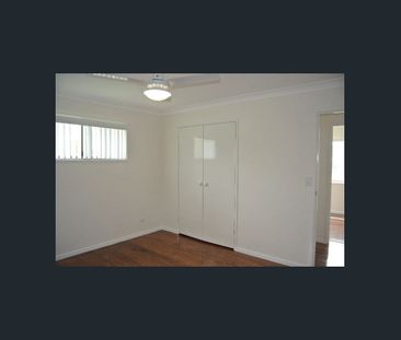 Quiet LOcation Family Home - Photo 5