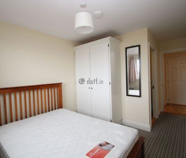 Apartment to rent in Galway - Photo 2