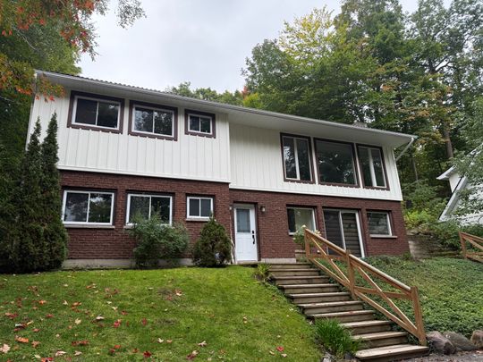 For Lease - 121 Gilwood Park Drive, Penetanguishene, Ontario - Photo 1
