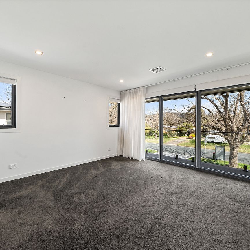 1/28 MacPherson Street, O'Connor ACT 2602 - Townhouse For Rent | Domain - Photo 1