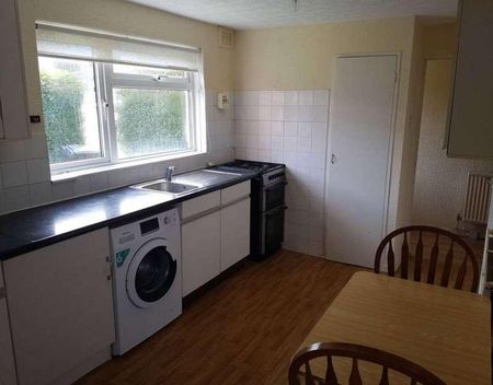 Ferndells, Hatfield, AL10 - Photo 5