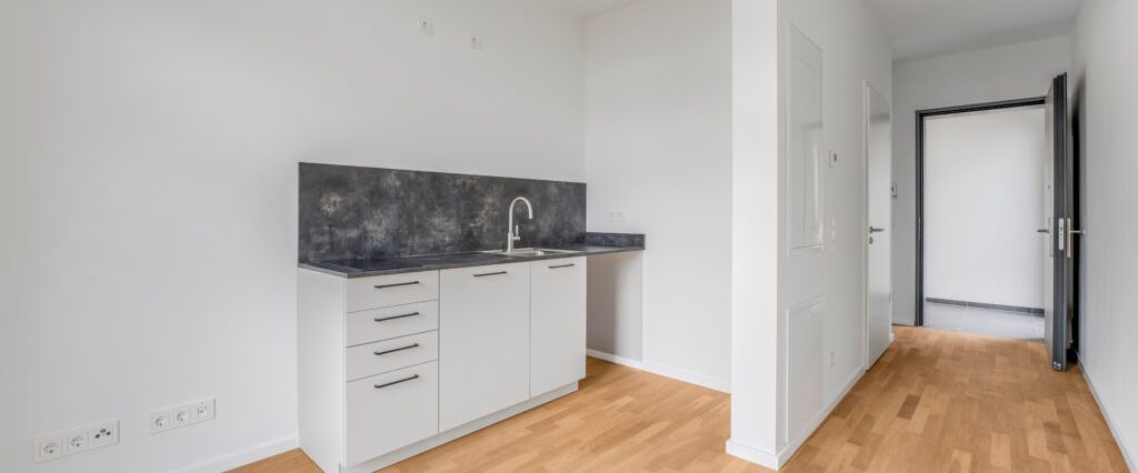 Your home. Your quarter. Your journey. - Photo 1