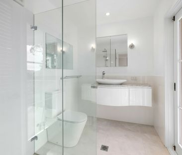 Stunning Views, Stunning Home - Photo 6