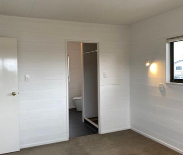 Prime Papamoa Beach Living - 3 Bedroom + Study - Photo 4