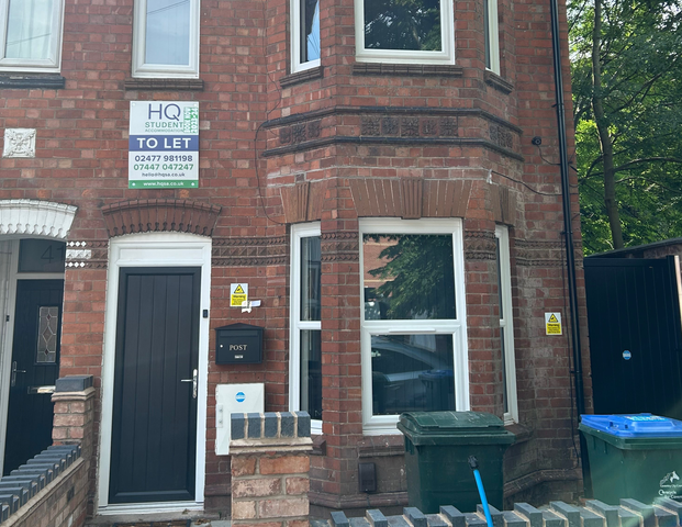 Wren Street Room 4 - Photo 1