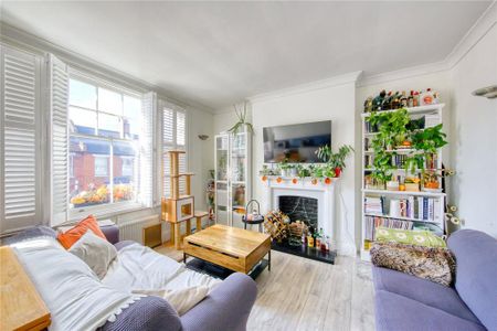 3 bedroom apartment to rent - Photo 2