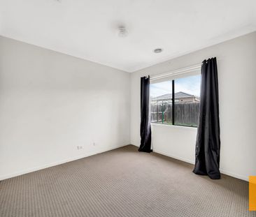 Spacious Family Home - Photo 4