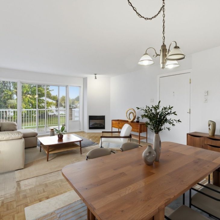 Appartement à louer - Laval (Chomedey) (Place Renaud) - Photo 1