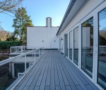 Direkt im Zentrum: 4-Zimmer-Wohnung mit großzügiger Terrasse und vi... - Photo 3