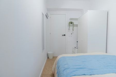 Carrer de la Mare de Déu del Pilar, Paterna, Valencian Community 46980 - Photo 5