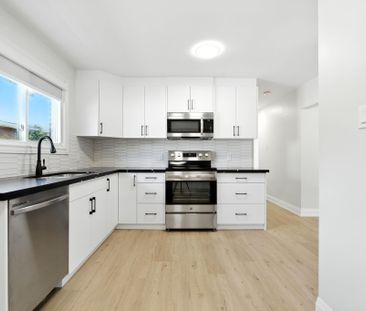 For Lease - 929 Upper Ottawa Street Unit# A, Hamilton, Ontario - Photo 4