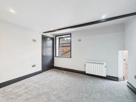 2 bedroom townhouse to rent - Photo 2