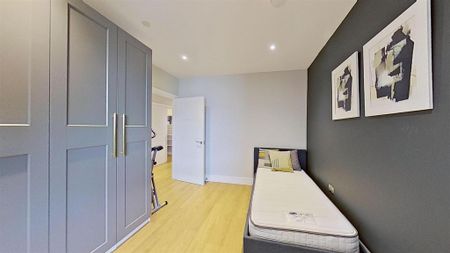 2 bedroom flat to rent - Photo 3
