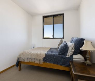 Elevated Living with Panoramic Mosman Park Views - Photo 6