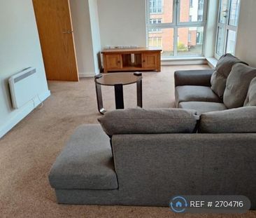 2 bedroom flat to rent - Photo 1