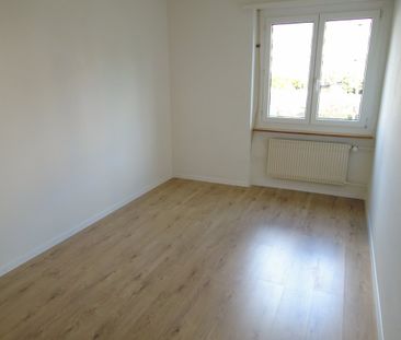 Helle und schöne 3 Zimmerwohnung in Kloten - Photo 4