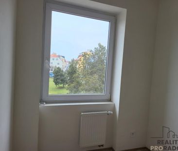 Pronájem bytu 1+kk 15 m2 - Photo 2