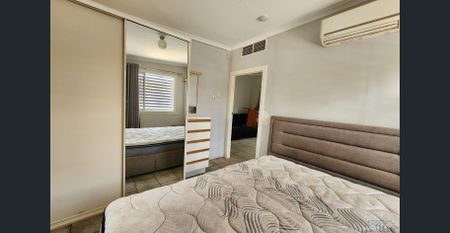 Ideal furnished one bedroom unit with powered shed! - Photo 2