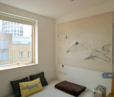 2 bedroom penthouse to rent - Photo 1