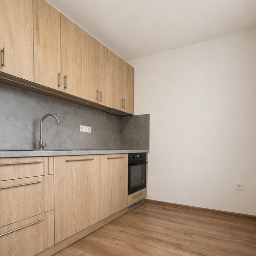 Prenájom | 2-izbový byt po rekonštrukcii v Žiline - Fotografia 1