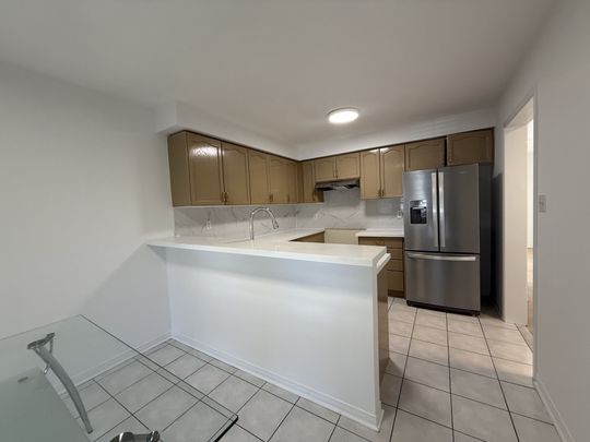 For Lease - 663 South Unionville Avenue, Markham, Ontario - Photo 1