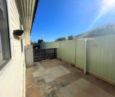 South Shepparton Cosey Home - Photo 2