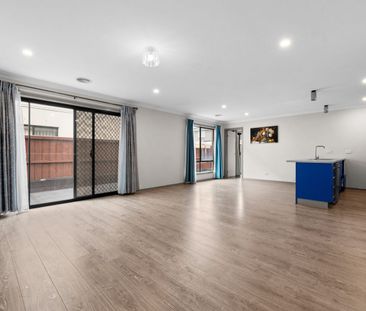 Beautiful Double Storey house in Wollert! - Photo 1