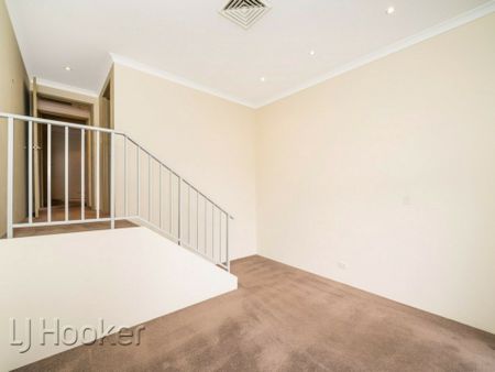 2/32 Fielder Street, EAST PERTH - Photo 3