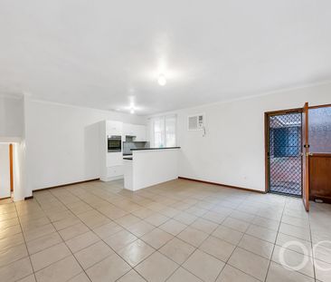 Open the Door to Easy Living - Photo 5