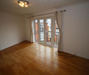 2 bedroom flat to rent - Photo 6