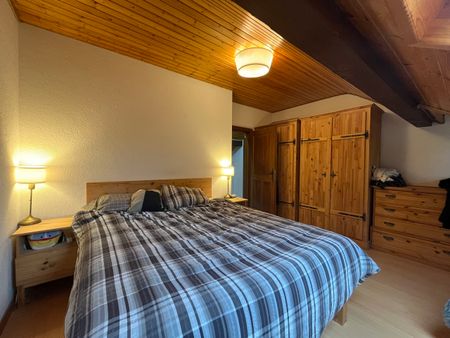 Appartement de 4 pièces dans les combles - Photo 4