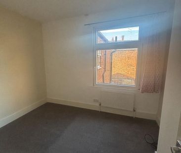 3 bedroom property to rent - Photo 4