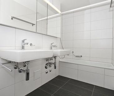 Schöne Familienwohnung mit eigenem Waschturm - Photo 6