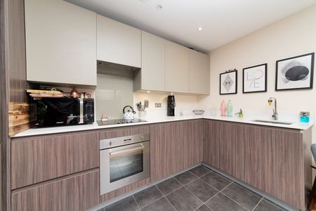 1 Bed Flat, Barn Street, N16 - Photo 3
