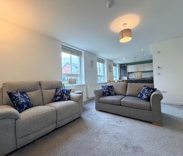 2 bedroom flat to rent - Photo 1