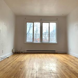 NDG - Beau 5 1/2 De 3 Chambres - Photo 2