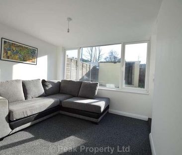 Excellent Location Close To Hospital - Westborough Road, SS0 - Photo 4