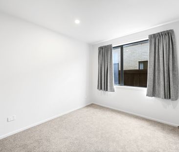 Welcome to your next chapter in refined, contemporary living. - Photo 4