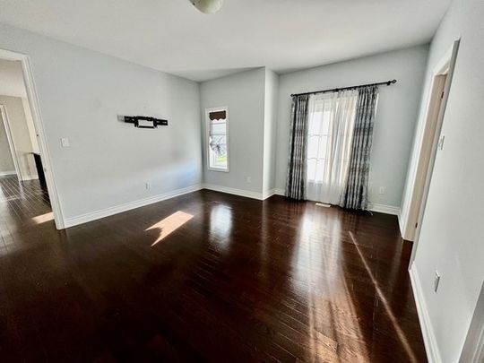 For Lease - 28 Larkin Avenue, King, Ontario - Photo 1