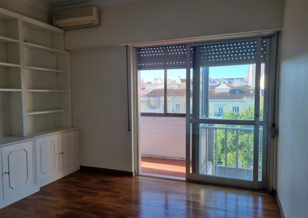 Apartamento T3 em Lisboa