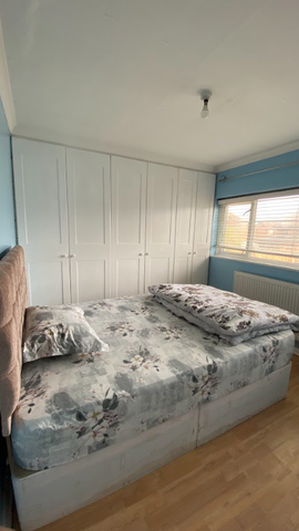 1 bedroom in a house share to rent - Photo 5