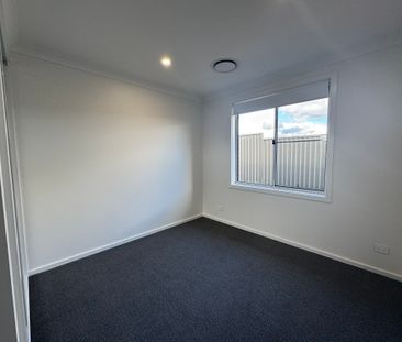 23 Magenta Circuit, Dubbo NSW 2830 - House For Rent | Domain - Photo 2