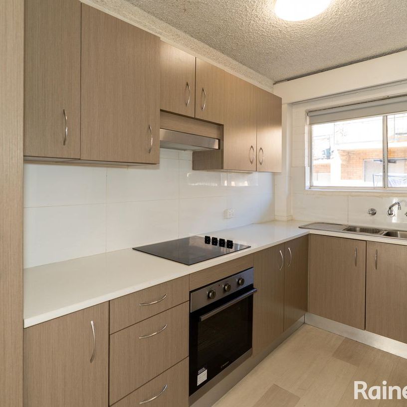 LOW MAITENANCE UNIT LIVING - Photo 1