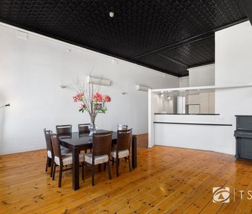 FULLY FURNISHED INNER CITY APARTMENT - AVAILABILE DECEMBER 2026 - Photo 2