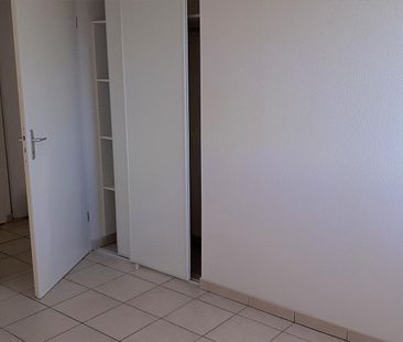 location Appartement T2 DE 41.43m² À ST ESTEVE - Photo 6