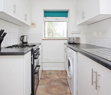 St Michaels Road, Canterbury, CT2 7HG, Kent - Photo 4