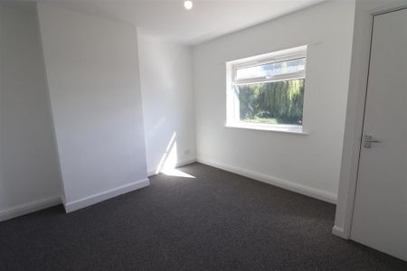 3 bedroom detached house to rent - Photo 3