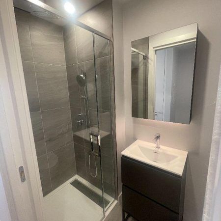 Condo moderne à louer – Vue exceptionnelle au cœur du centre-ville - Photo 4