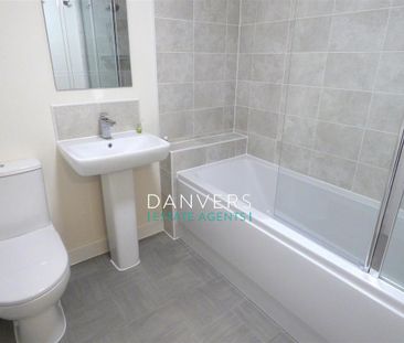 2 bedroom semi-detached house to rent - Photo 5