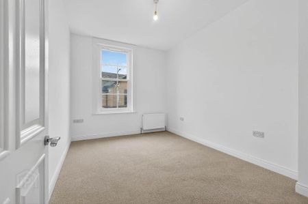 Apt 8, 51 53bridge Street, Lisburn, BT28 1XZ - Photo 3